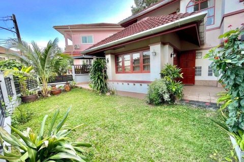 House in Kathu, Thailand 4 bedrooms № 154317 - photo 15