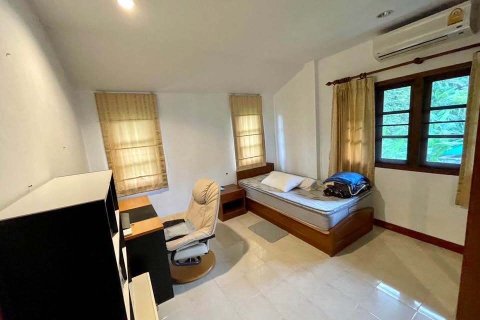House in Kathu, Thailand 4 bedrooms № 154317 - photo 16