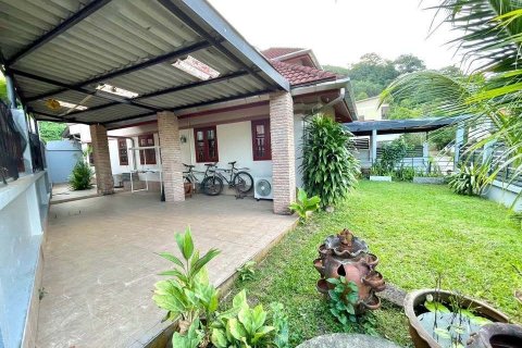 House in Kathu, Thailand 4 bedrooms № 154317 - photo 19