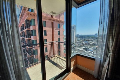 Condo in Khlong Toei, Bangkok, Thailand, 2 bedrooms  № 142668 - photo 2