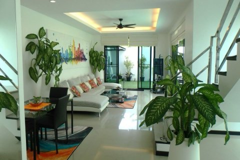 House in Phuket, Thailand 4 bedrooms № 142669 - photo 6
