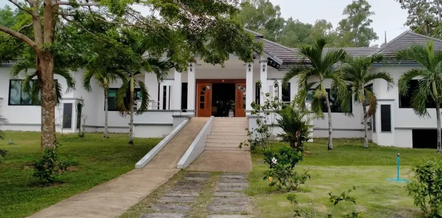 Maison à Chiang Rai, Thaïlande 3 chambres № 149373