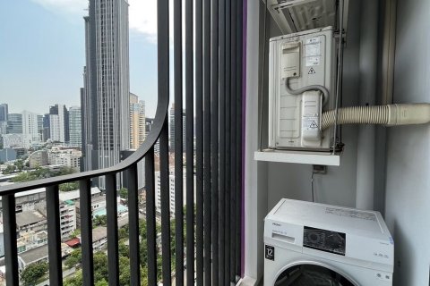 Studio in the Condo in Watthana, Bangkok, Thailand  № 149372 - photo 5