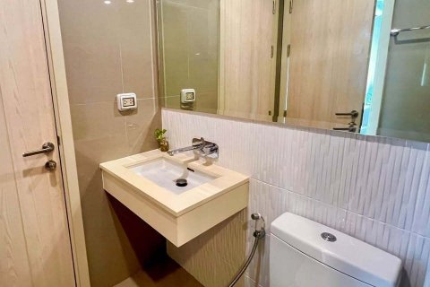 Кондоминиум с 2 спальнями в Клонг Тоэй, Бангкок, Таиланд № 144773 - фото 9