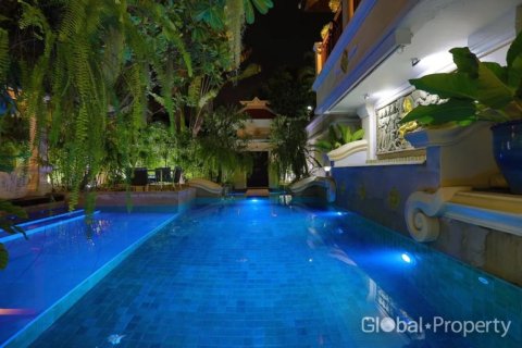 House in Pattaya, Thailand 3 bedrooms № 181271 - photo 3