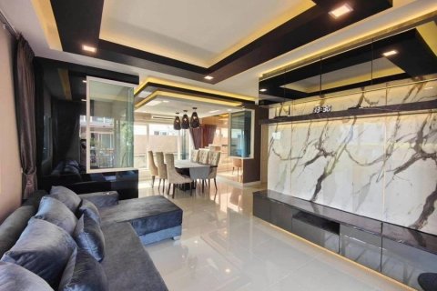 House in Bang Kaeo, Thailand 4 bedrooms № 173665 - photo 4