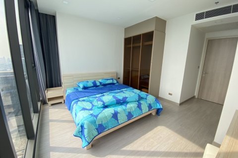 Condo in Huai Khwang, Bangkok, Thailand, 2 bedrooms  № 173660 - photo 4