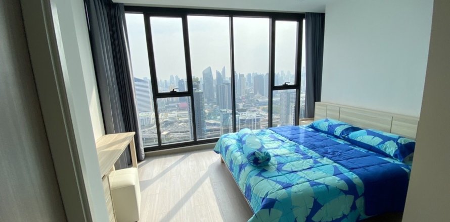 Condo in Huai Khwang, Bangkok, Thailand, 2 bedrooms  № 173660