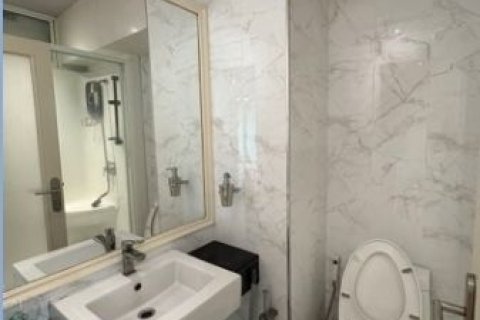 Кондоминиум с 2 спальнями в Хуай Кванге, Бангкок, Таиланд № 155897 - фото 4