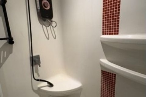 Кондоминиум с 2 спальнями в Хуай Кванге, Бангкок, Таиланд № 155897 - фото 3