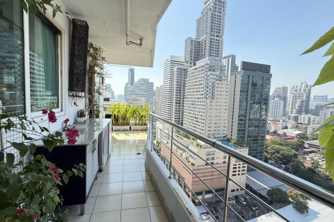 Студия в кондо в Ваттхане, Бангкок, Таиланд № 155894 - фото 28