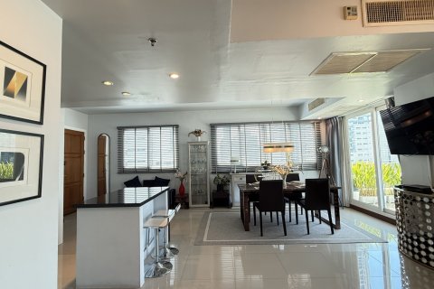 Студия в кондо в Ваттхане, Бангкок, Таиланд № 155894 - фото 15