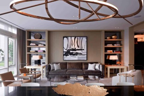 Condo in Bangkok, Thailand, 4 bedrooms  № 166926 - photo 2