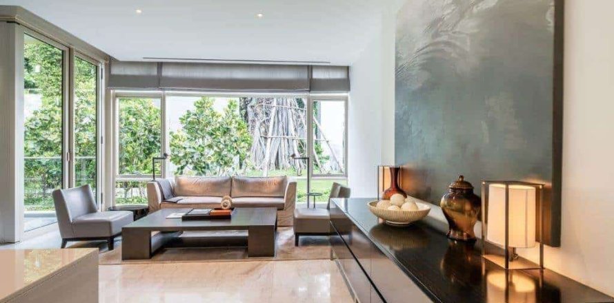 Condo in Bangkok, Thailand, 2 bedrooms  № 166928