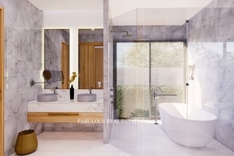 Villa in Bang Tao, Thailand 3 bedrooms № 179614 - photo 7