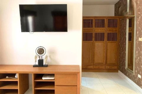 House in Pattaya, Thailand 3 bedrooms № 157659 - photo 10