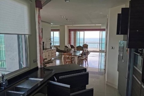 Кондоминиум с 3 спальнями в Паттайе, Таиланд № 157663 - фото 11