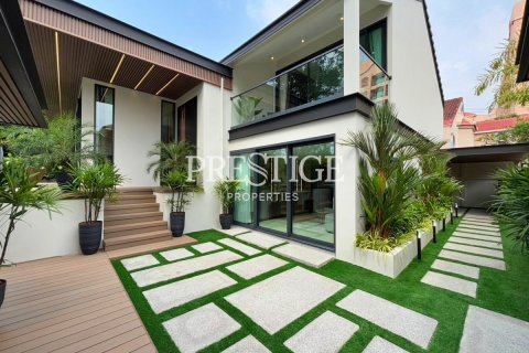 บ้านในพัทยา, ประเทศไทย 4 ห้องนอน № 198237 - รูปถ่าย 22