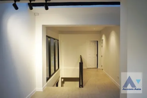 Haus in Watthana, Bangkok, Thailand 4 Schlafzimmer № 215251 - Foto 7