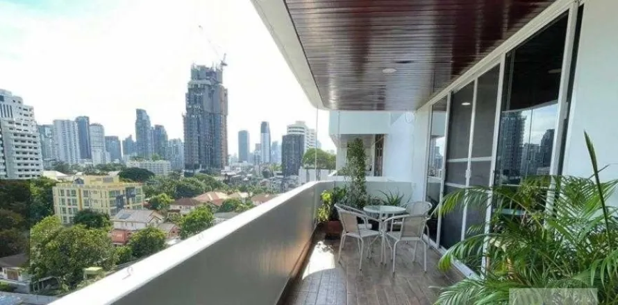 Condo à Watthana, Bangkok, Thaïlande, 3 chambres  № 215253