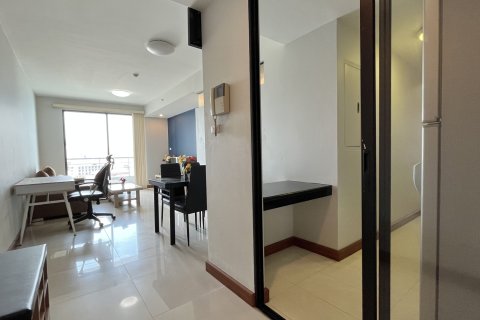 Кондоминиум с 2 спальнями в Ваттхане, Бангкок, Таиланд № 154964 - фото 3