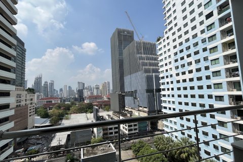 Кондоминиум с 2 спальнями в Ваттхане, Бангкок, Таиланд № 154964 - фото 13