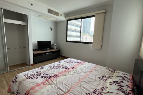 Кондоминиум с 2 спальнями в Ваттхане, Бангкок, Таиланд № 154964 - фото 11