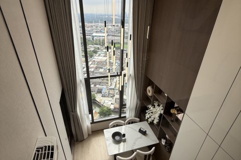 Condo in Khlong Toei, Bangkok, Thailand, 2 bedrooms № 154965 - photo 2