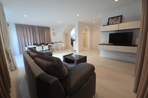 Дом в Правете, Бангкок, Таиланд с 4 спальнями № 154961 - фото 7