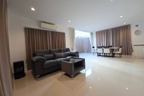 Дом в Правете, Бангкок, Таиланд с 4 спальнями № 154961 - фото 5