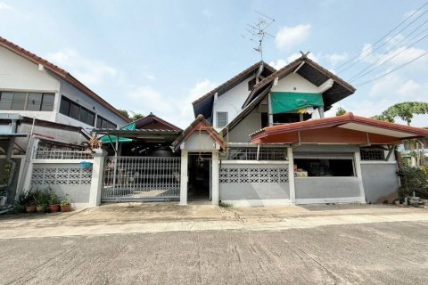 House in Nonthaburi, Thailand 5 bedrooms № 148699