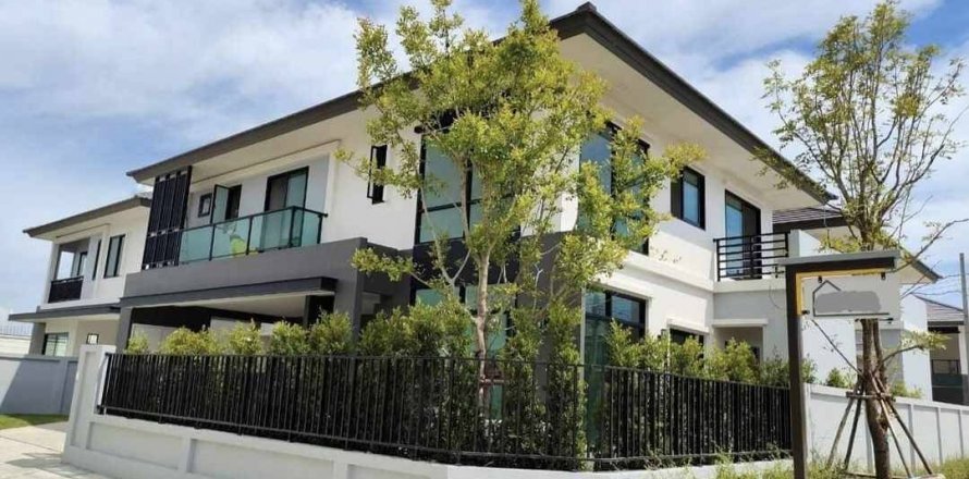 Villa à Bang Phli Yai, Thaïlande 4 chambres № 133719