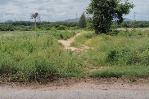 Land in Pattaya, Thailand 20800 sq.m. № 173225 - photo 10