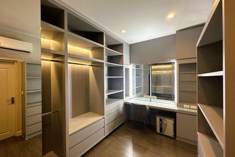 Maison à Bang Kruai, Thaïlande 4 chambres № 173231 - photo 14