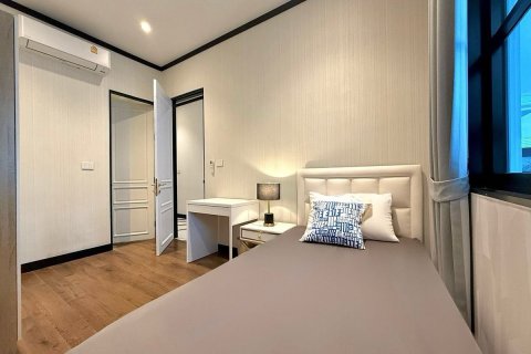 Maison à Watthana, Bangkok, Thaïlande 4 chambres № 173227 - photo 17