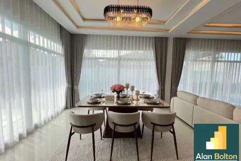 Casa de 3 dormitorios en Pattaya, Tailandia № 211401 - foto 7