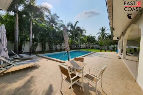 Casa de 3 dormitorios en Pattaya, Tailandia № 212359 - foto 30