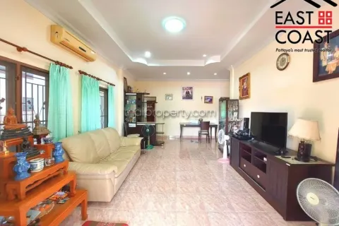 Casa de 3 dormitorios en Pattaya, Tailandia № 212356 - foto 5