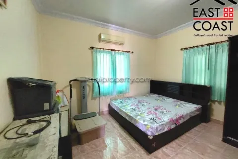 Casa de 3 dormitorios en Pattaya, Tailandia № 212356 - foto 10