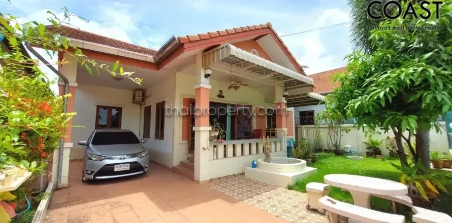 Casa de 3 dormitorios en Pattaya, Tailandia № 212356