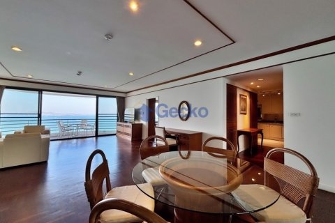 Condo in Pattaya, Thailand, 3 bedrooms № 197316 - photo 6