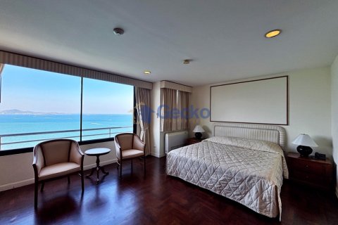 Condo in Pattaya, Thailand, 3 bedrooms № 197316 - photo 10