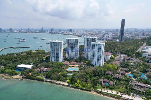 Condo in Pattaya, Thailand, 3 bedrooms № 197316 - photo 25