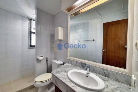 Condo in Pattaya, Thailand, 3 bedrooms № 197316 - photo 21