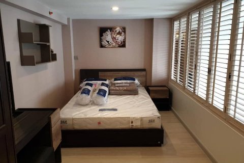 Студия в кондо в Сатхоне, Бангкок, Таиланд № 136253 - фото 5