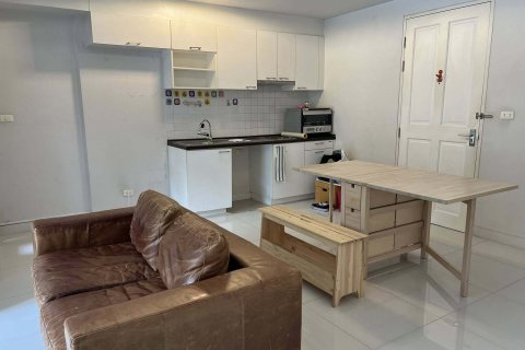Студия в кондо в Ян Наве, Бангкок, Таиланд № 136252 - фото 3