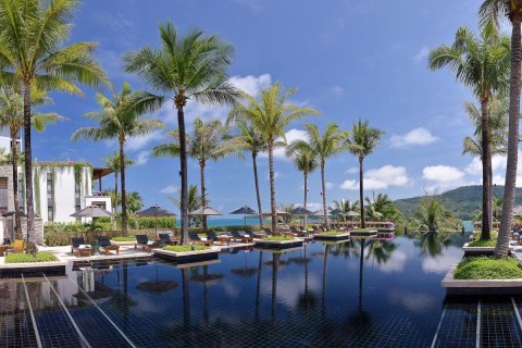 Condo in Kathu, Thailand, 3 bedrooms № 164136 - photo 3