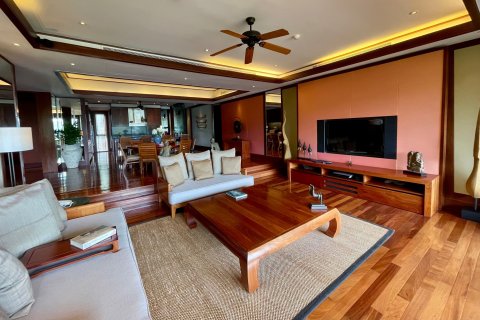 Condo in Kathu, Thailand, 3 bedrooms № 164136 - photo 5