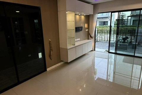 Maison à Ban Lam Luk Ka, Thaïlande 3 chambres № 167363 - photo 3