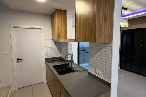 Maison à Ban Lam Luk Ka, Thaïlande 3 chambres № 167363 - photo 10